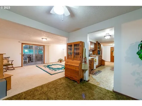 4708 NE Creston Avenue Vancouver WA 98663