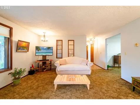 4708 NE Creston Avenue Vancouver WA 98663