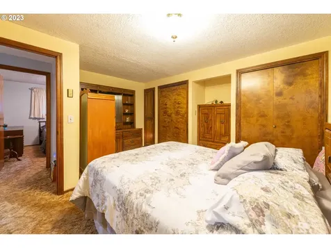 4708 NE Creston Avenue Vancouver WA 98663