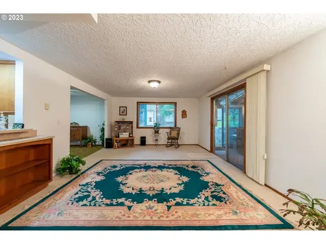 4708 NE Creston Avenue Vancouver WA 98663