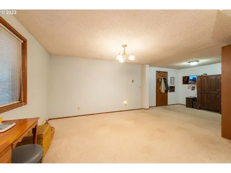 4708 NE Creston Avenue Vancouver WA 98663