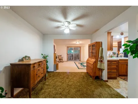 4708 NE Creston Avenue Vancouver WA 98663