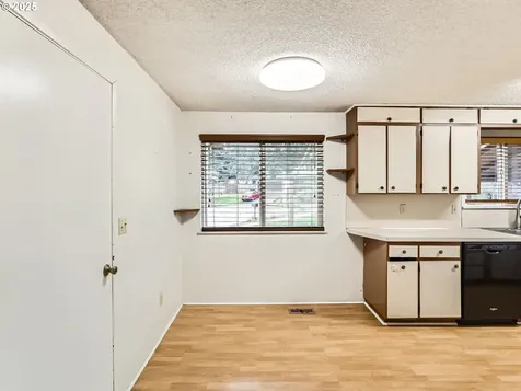 1676 Timothy Lane West Linn OR 97068