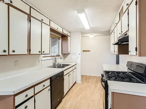 1676 Timothy Lane West Linn OR 97068