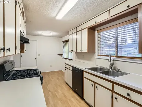 1676 Timothy Lane West Linn OR 97068