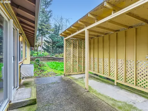 1676 Timothy Lane West Linn OR 97068