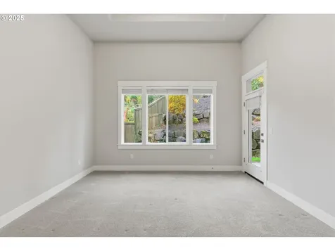 3228 NW Hood Court Camas WA 98607