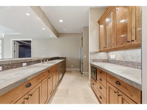19420 S Elma Street West Linn OR 97068