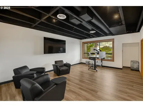 12290 SW Main Street Portland OR 97223