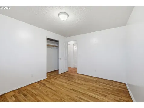 1390 Astor Way Woodburn OR 97071