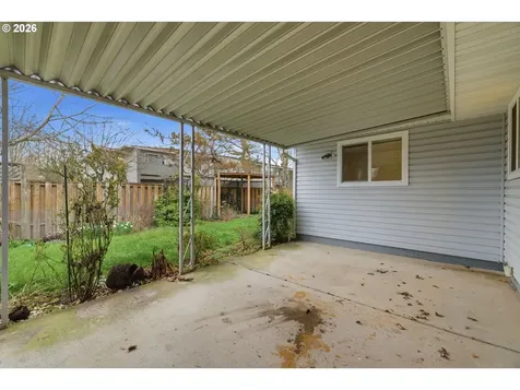1390 Astor Way Woodburn OR 97071