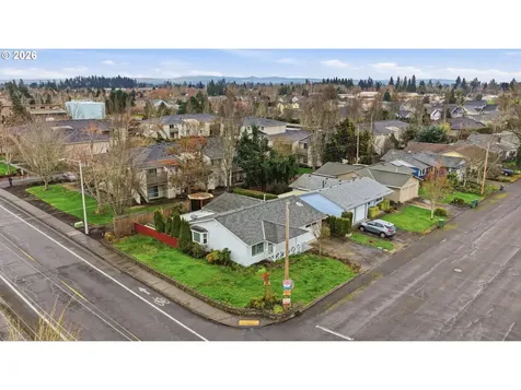 1390 Astor Way Woodburn OR 97071