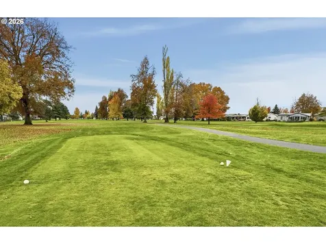 1390 Astor Way Woodburn OR 97071