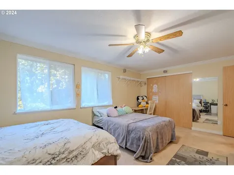 125 Glory Road Woodland WA 98674