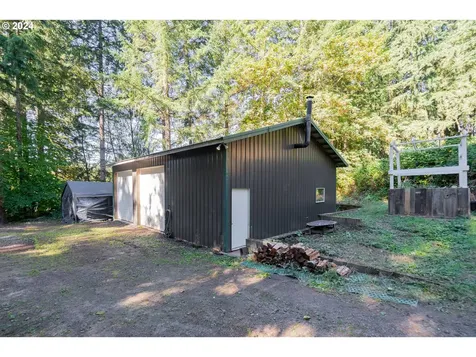 125 Glory Road Woodland WA 98674