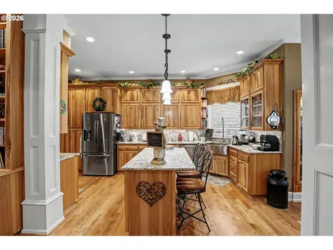 2727 NW Old Farm Avenue Salem OR 97304