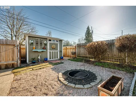 426 16th Avenue Longview WA 98632