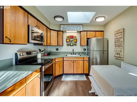 426 16th Avenue Longview WA 98632
