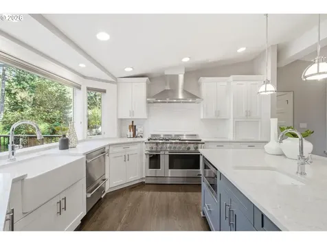 4201 Haven Street Lake Oswego OR 97035