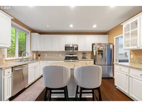 8538 SW Charlotte Drive Beaverton OR 97007