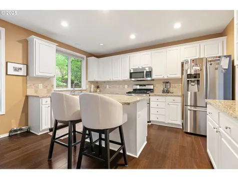 8538 SW Charlotte Drive Beaverton OR 97007