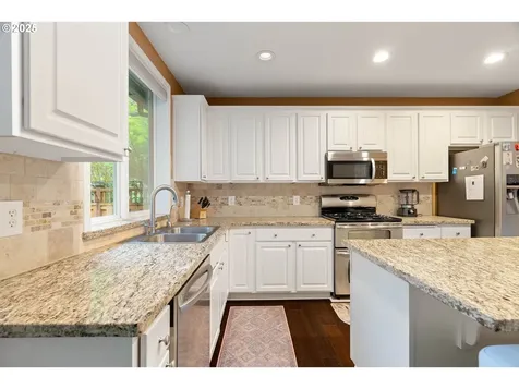 8538 SW Charlotte Drive Beaverton OR 97007