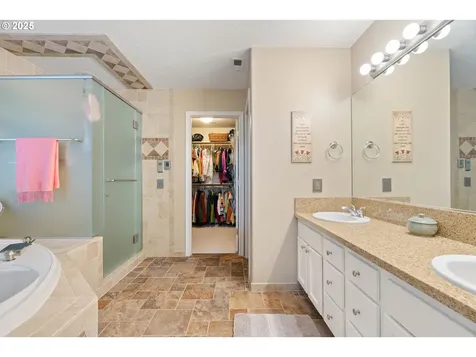 8538 SW Charlotte Drive Beaverton OR 97007