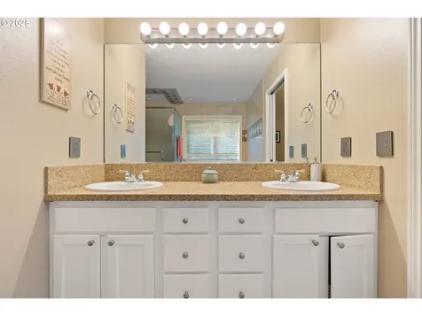 8538 SW Charlotte Drive Beaverton OR 97007