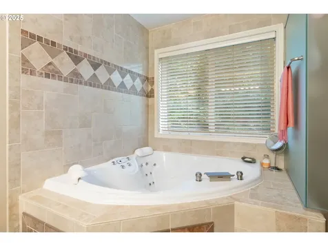 8538 SW Charlotte Drive Beaverton OR 97007