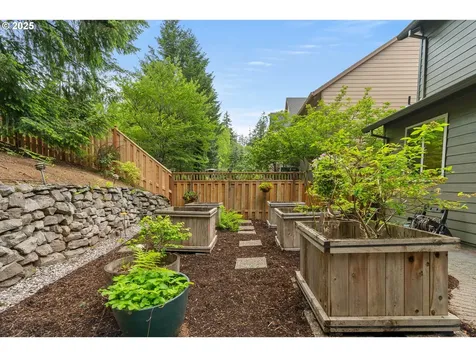 8538 SW Charlotte Drive Beaverton OR 97007