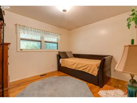 7170 SE 122nd Avenue Portland OR 97236