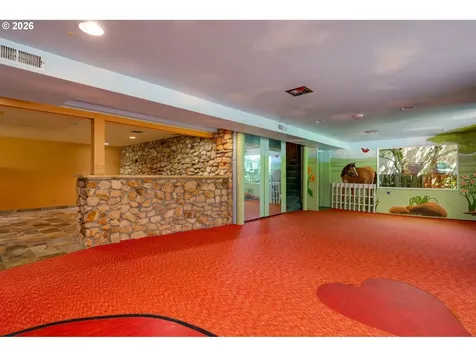 7170 SE 122nd Avenue Portland OR 97236