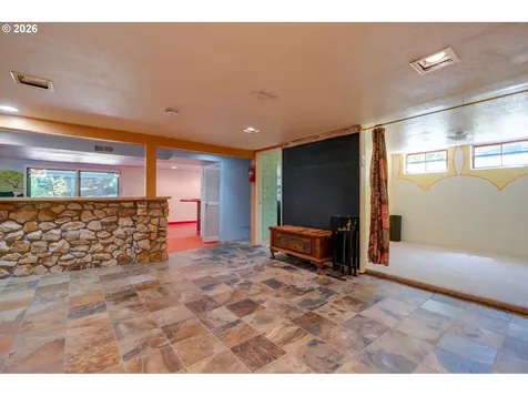 7170 SE 122nd Avenue Portland OR 97236