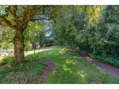 7170 SE 122nd Avenue Portland OR 97236