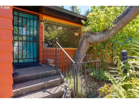 7170 SE 122nd Avenue Portland OR 97236