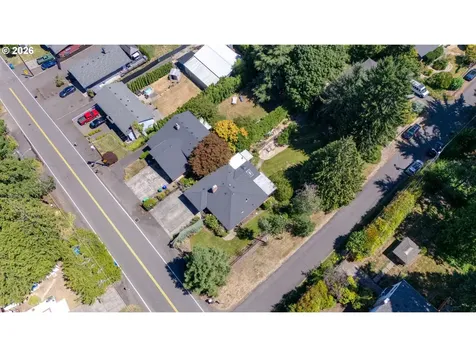 7170 SE 122nd Avenue Portland OR 97236