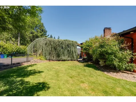 7170 SE 122nd Avenue Portland OR 97236