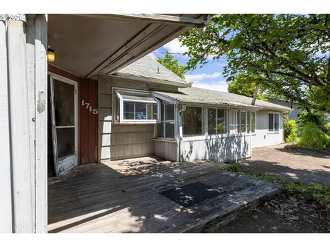1715 College Street Philomath OR 97370