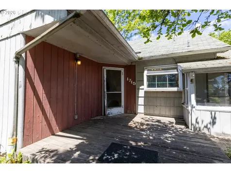 1715 College Street Philomath OR 97370