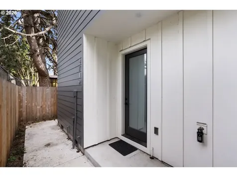 4719 NE 107th Avenue Portland OR 97220