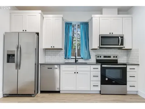 4719 NE 107th Avenue Portland OR 97220