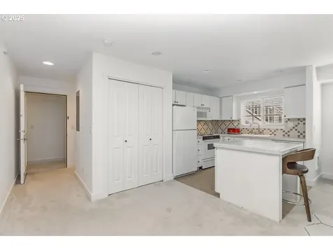 10272 NW Edgewood Drive Portland OR 97229