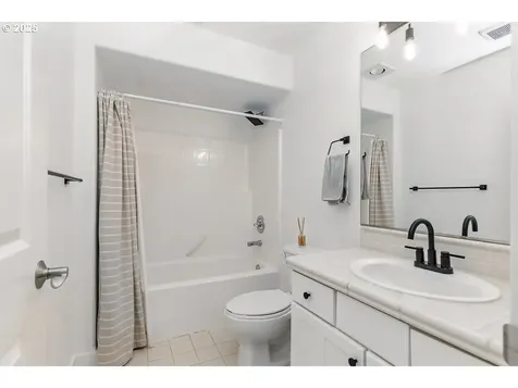 10272 NW Edgewood Drive Portland OR 97229