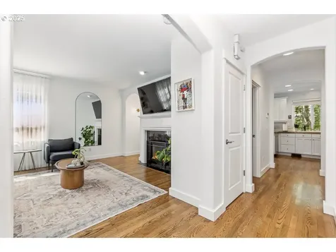 10272 NW Edgewood Drive Portland OR 97229