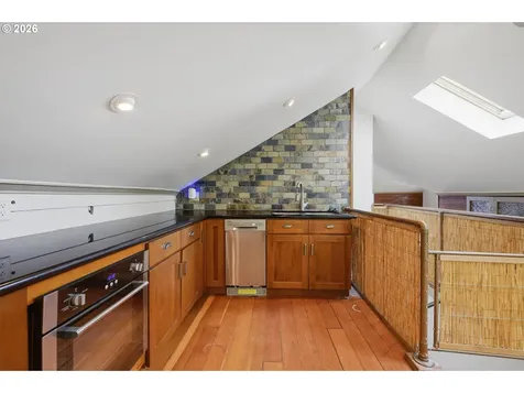 9889 NW Hoge Avenue Portland OR 97231