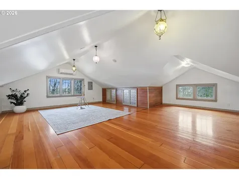 9889 NW Hoge Avenue Portland OR 97231