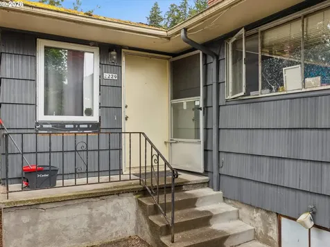 2227 SE 70th Avenue Portland OR 97215