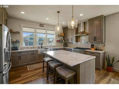 677 NW Crater Lake Drive Dallas OR 97338
