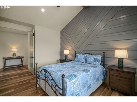 677 NW Crater Lake Drive Dallas OR 97338