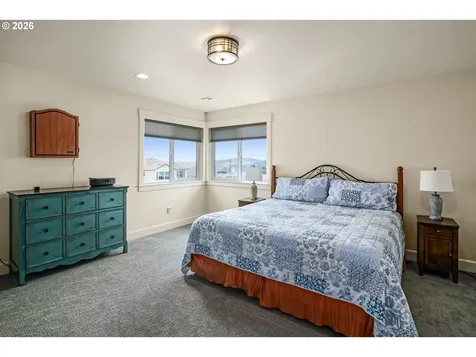 677 NW Crater Lake Drive Dallas OR 97338